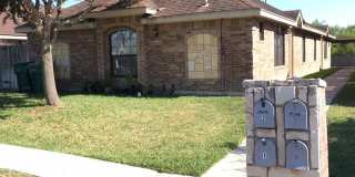 1504 E Quail Street Gallery 1