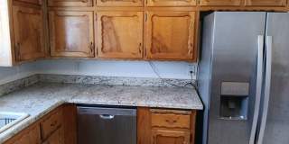 3 Bedroom, 2 Bathroom Home! Schedule a Showing! Gallery 16