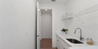 3090 QUARTER Street Gallery 32