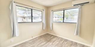 3br/2.5ba with garage, yard, solar panels in Aiea Heights! Pets Negotiable! Gallery 15