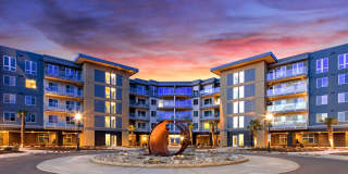 Yacht Harbor Club Gallery 1