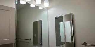 EPIC REA: 2 BR/1 BA Townhome w/ 1 Parking in Great Corte Madera Gallery 35