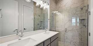 Stunning New 3 bed 2.5 bath in Lakeway! Gallery 21