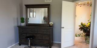 Spacious 4BR House in Parker Gallery 19