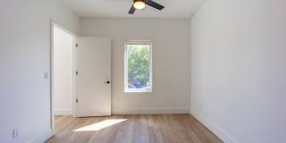 The Howard Gallery 17