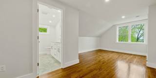 10 Whitford Gallery 11
