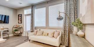 Proximo at Pena Station Gallery 64