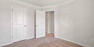 Like A Brand New 3 Bedroom Townhome in the heart of Steele Creek Area Gallery 26