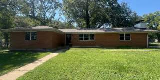 Beautiful Newly Remodeled Home in Waynesville! Gallery 1