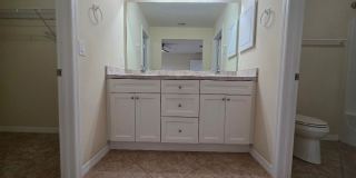 6135 Higgins Avenue Gallery 12