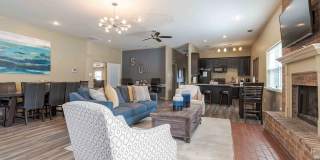 South Oaks Gallery 22