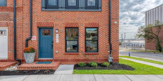 917 GRUNDY Street Gallery 5