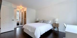 2111 WISCONSIN Avenue NW Gallery 2