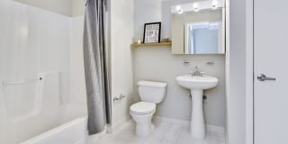 The Victor Gallery 32