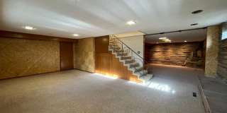 Gorgeous Mid-Century Modern Home Adjacent to BYU Gallery 35