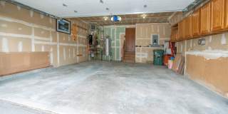 DeLong Lake Condo Gallery 19
