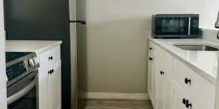 7195 East Bank Drive - 1UNIT 206 Gallery 3