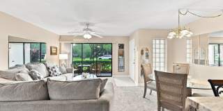 Furnished Ground Floor Corner Unit - Palm Harbor! Gallery 16