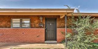 Centrally Located 3 bedroom 2 bathroom house! Gallery 5