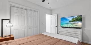 235 W 58th Gallery 16