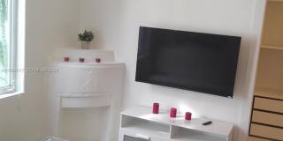 750 Jefferson Ave Gallery 12