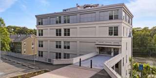 24 Cobblestone Ln unit: 405 Gallery 1