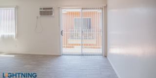 915 N Wilton Pl Gallery 2