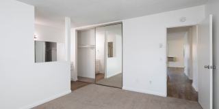 Volterra at La Mesa Gallery 76