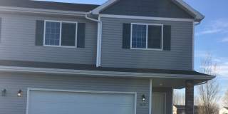 3 Bed 3 Bath Twin Home Gallery 1