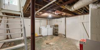 5245 E Market Street Gallery 13