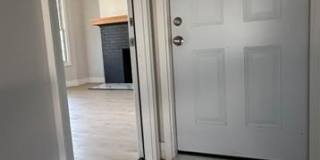 1341 & 1343 Seward Street Gallery 38