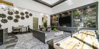 Elan at Bluffview Gallery 22