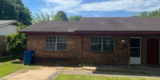 2 Bed 1 Bath Duplex Gallery 1