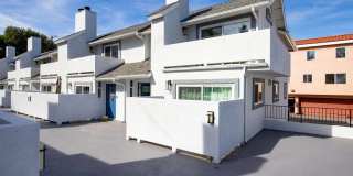 7310 Balboa Blvd Gallery 53