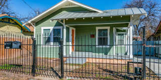 2-BEDROOM *ALL UTILITIES INCLUDED* Gallery 1