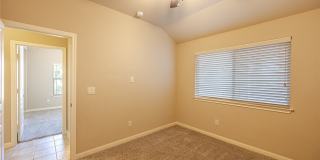 1141 Kingston Court Gallery 31