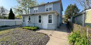 214 Buermann Avenue Gallery 1