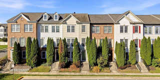 197 GREAT LAUREL Square SE Gallery 1