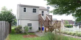 2-Bedroom, 1-Bath Single-Family Home with Integral Garage and Renovated Interior for Rent Gallery 22