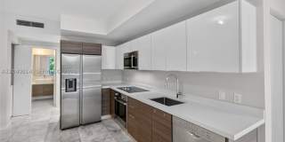 Brickell Ten Gallery 2