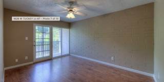 1828 W Tuckey Ln Gallery 7