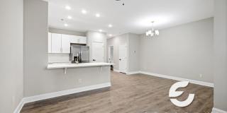 Luxury New 3BR Townhomes | Garage + Pool | 7 min to Fort Bragg Gallery 12