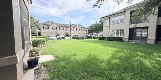 Spacious Townhome! Gallery 36