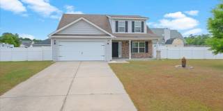Spacious 5-Bedroom Home with Screened Patio & Private Fenced Yard in Guyton Gallery 1