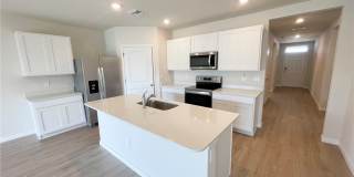 920 NE 10th Street Gallery 8