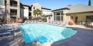 Kelvin Court Gallery 25