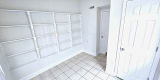 Cozy 2 BR 1.5 Ba Townhome by Patterson Park Gallery 10