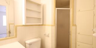 1008 S 31st St Gallery 12