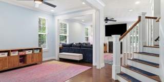 1041 Scenic Boulevard Gallery 6