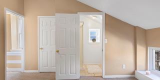 400 GREEN Lane Gallery 13